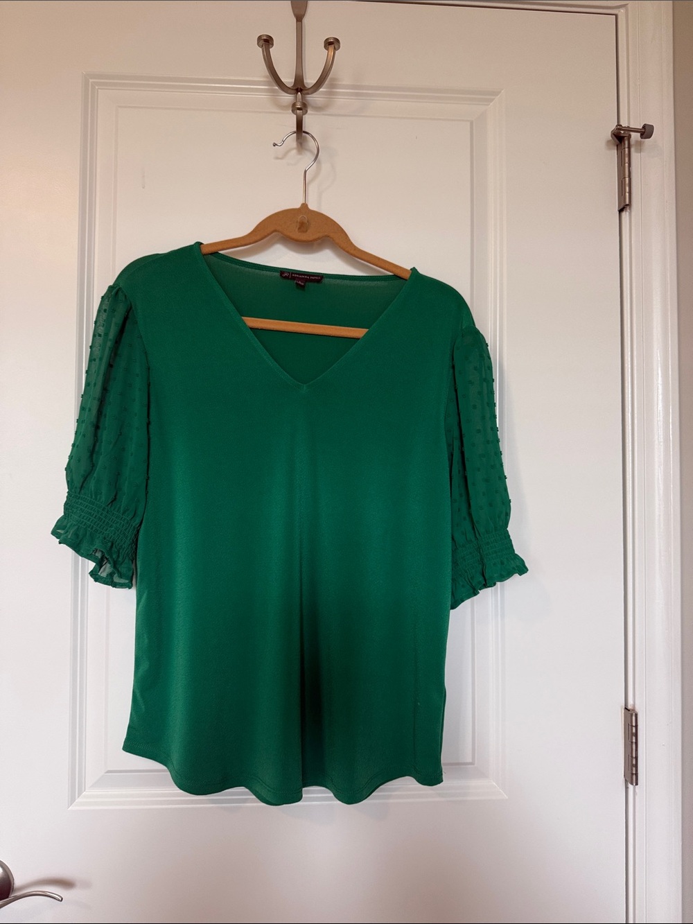 Adrianna Papell Emerald V-Neck Puff Sleeve Blouse